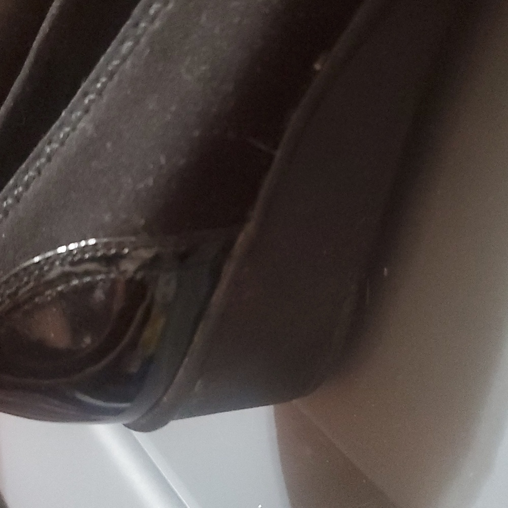 Anne Klein Black Wedges - Picture 5 of 7